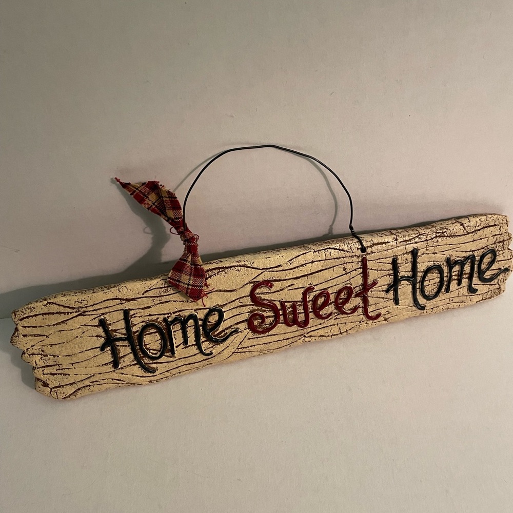 Primitive/Home Sweet Home decor plaque.  Cottage/Farmhouse/Primitive/Americana